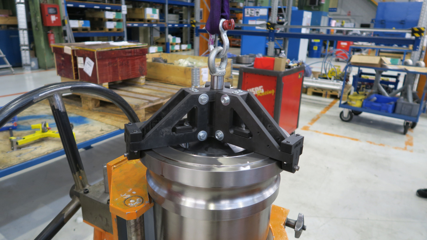 5dd2f98a47f6d3a1f0d32539_IMG_6103