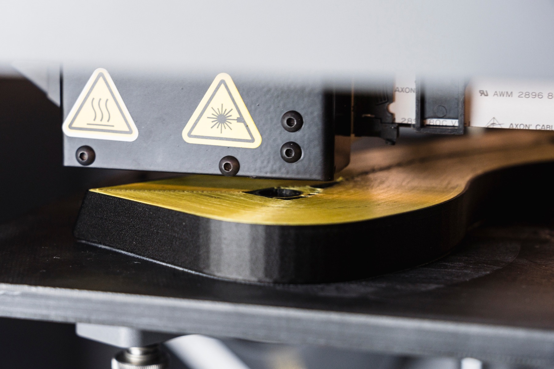 5c72c4f2dc46cc7cea1ebce2_kevlar-closeup-4